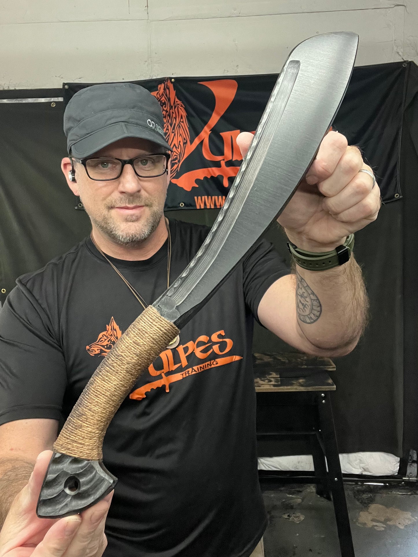 Artisan Tier Parang Trainer