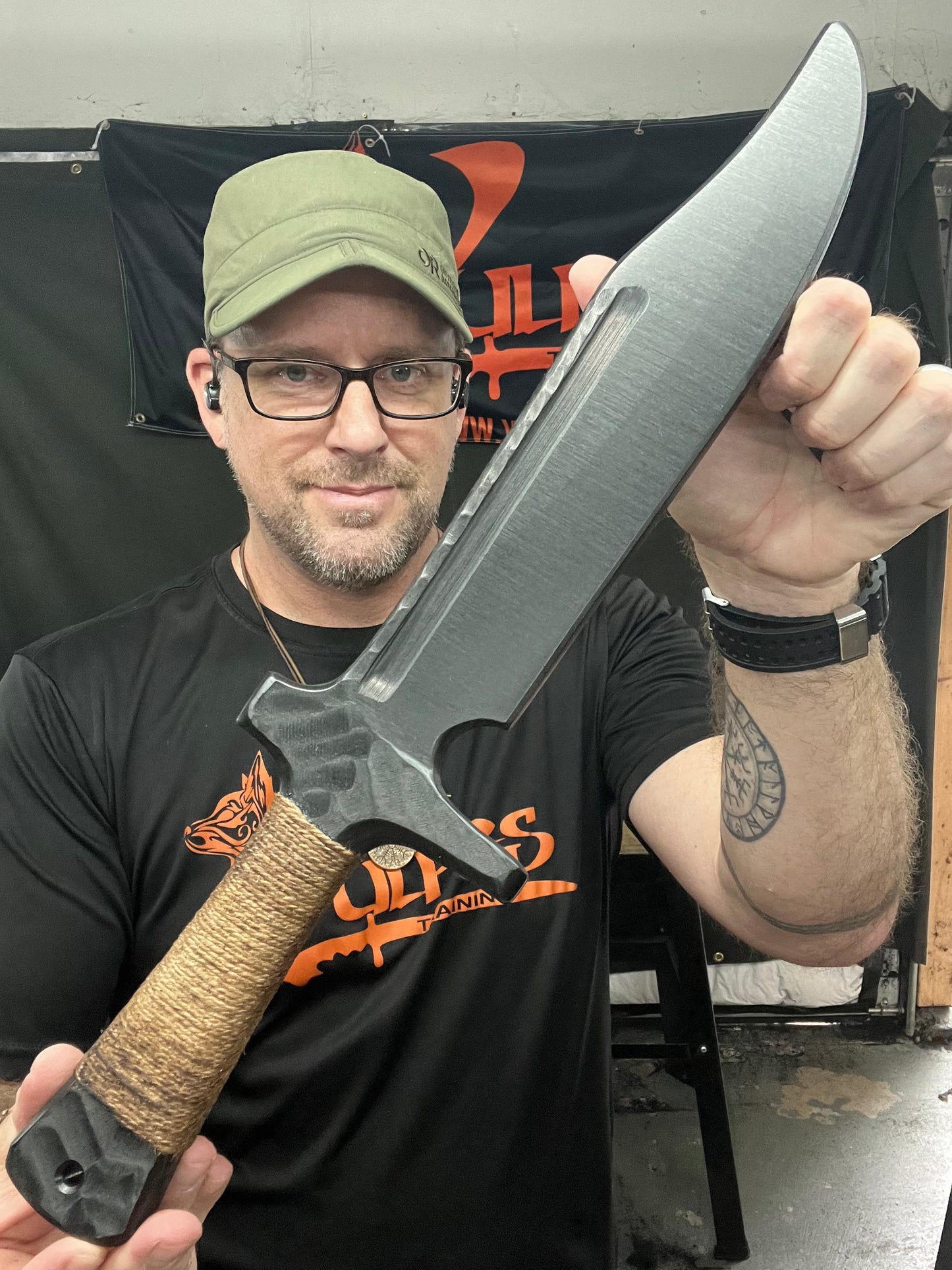 Hogan Bowie Trainer