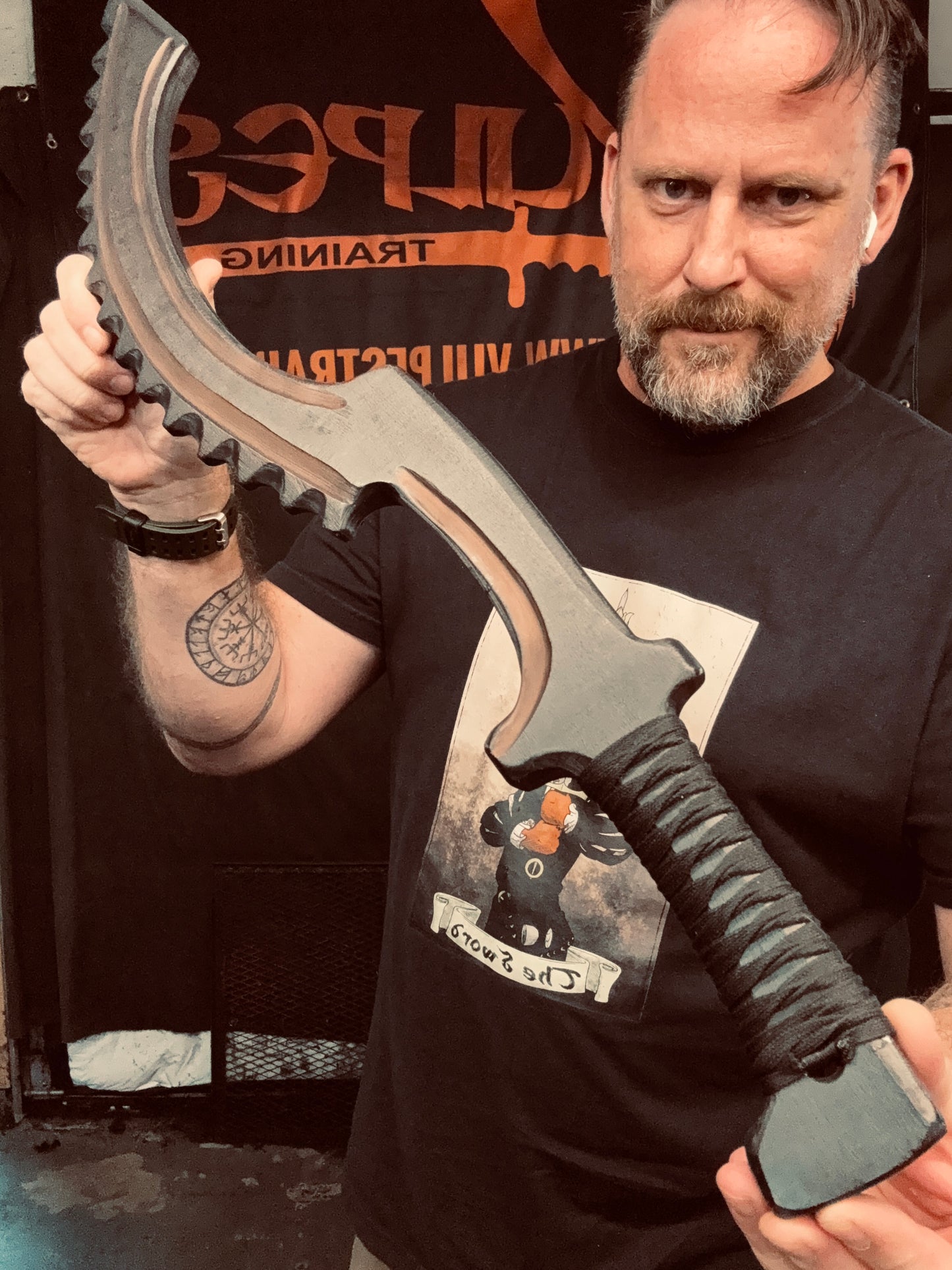 Mech Blade Khopesh Trainer