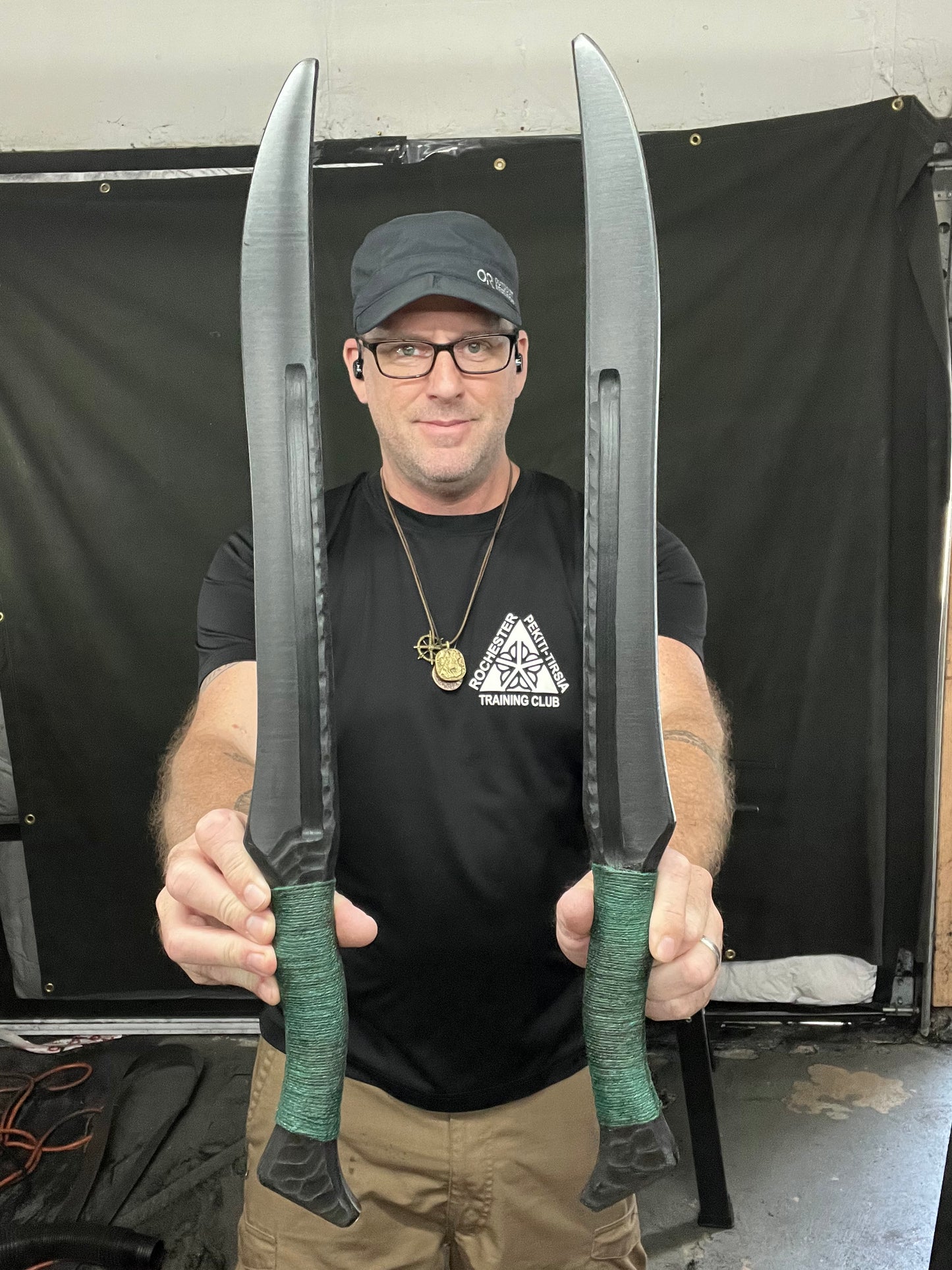 Artisan Tier Elven Twin Long Dagger Trainer Set