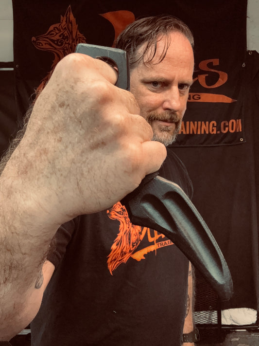 3RD HND Pikal Knife Trainer