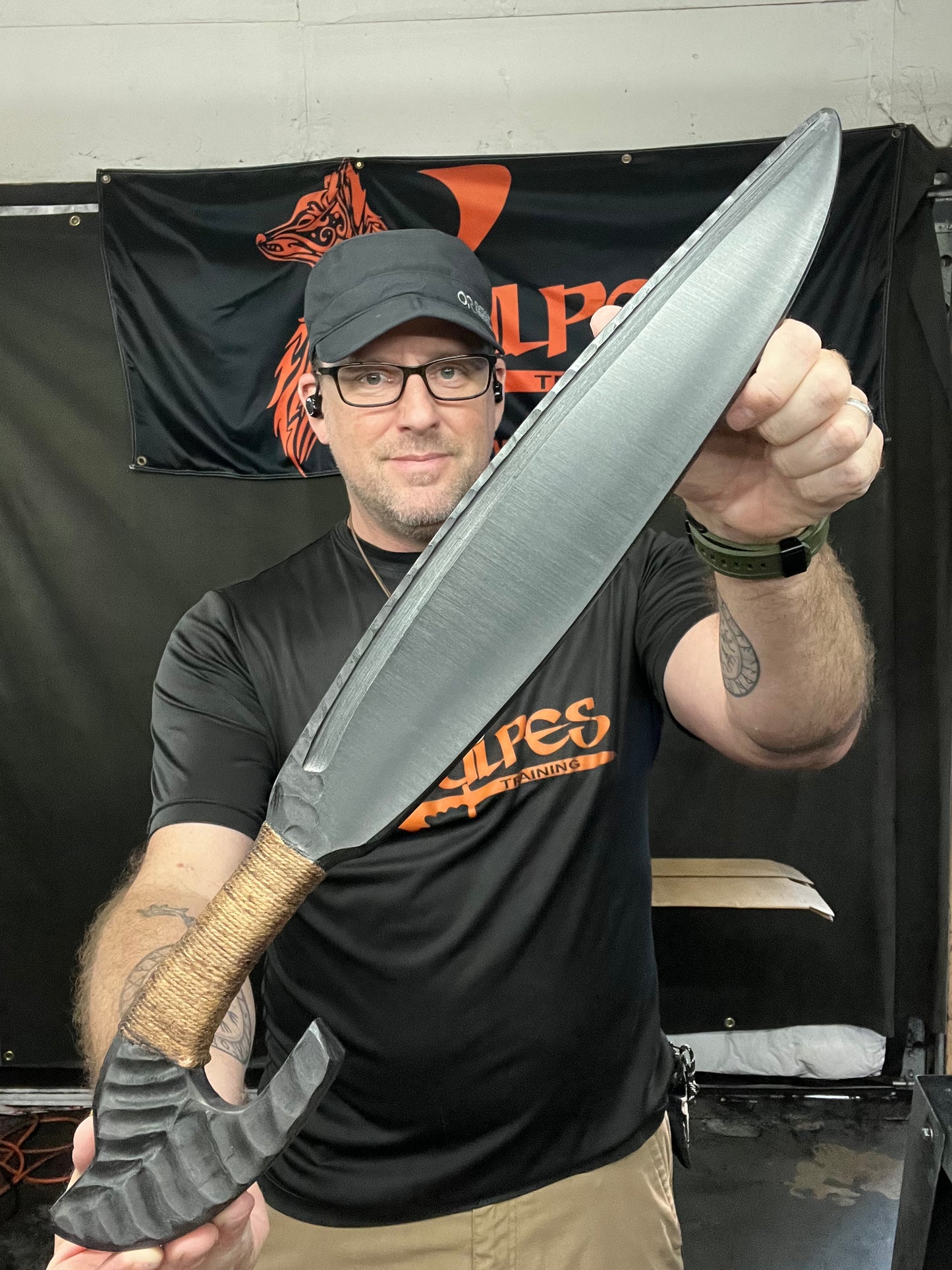Artisan Tier Large Barong Trainer