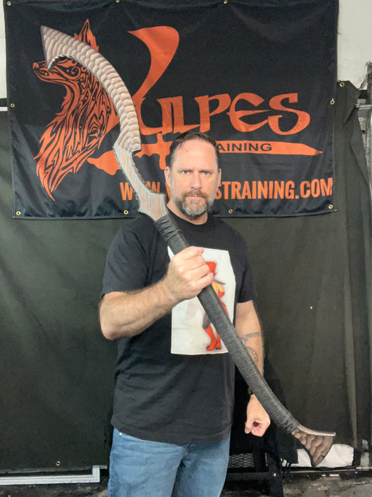 Vulpine Khopesh Glaive Trainer: Xenomorph Variant