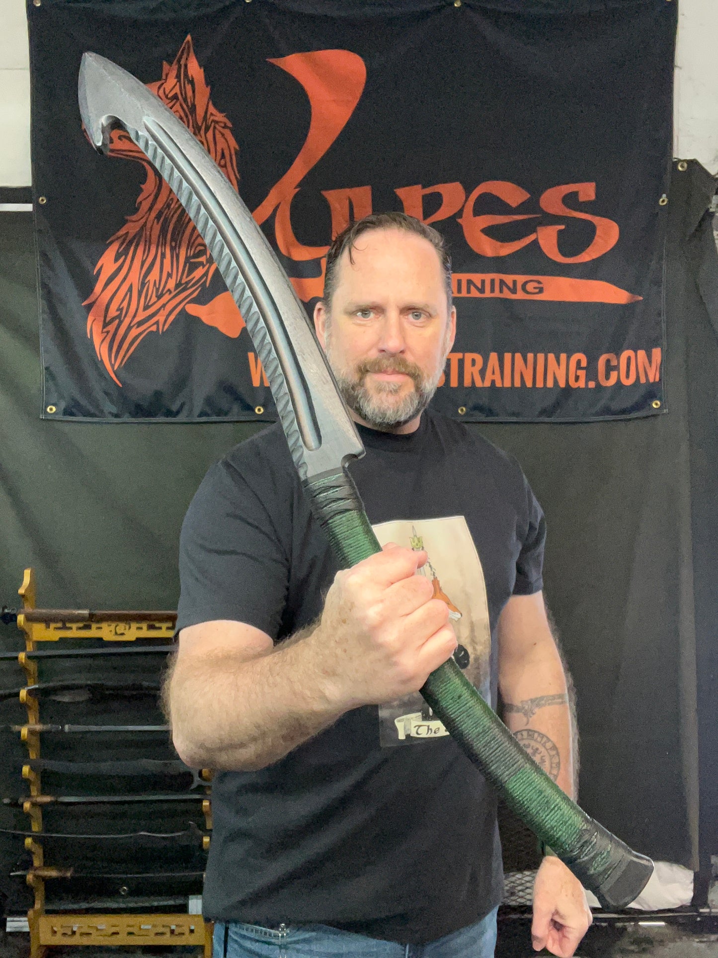 Neo-Khopesh Trainer