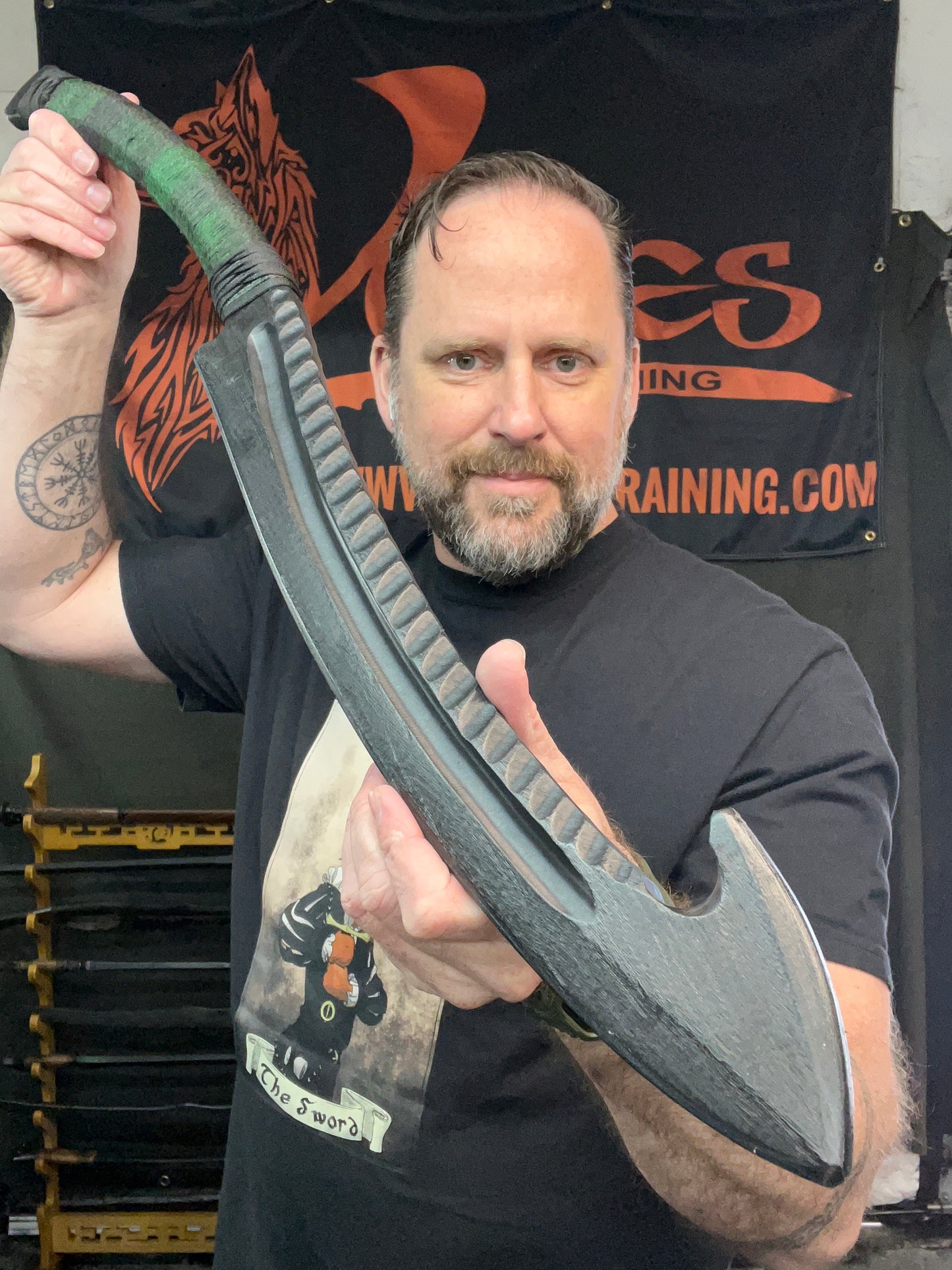 Neo-Khopesh Trainer