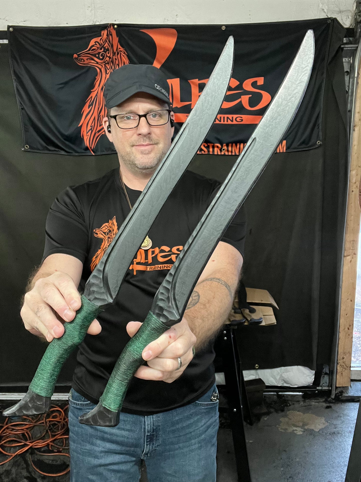 Artisan Tier Elven Twin Long Dagger Trainer Set