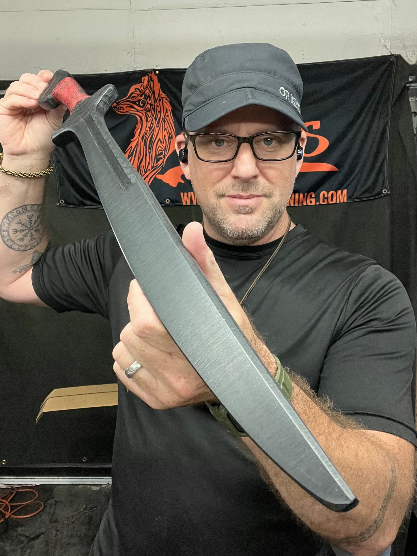 Artisan Tier Datu Tim Hartman Series Pinute Trainer