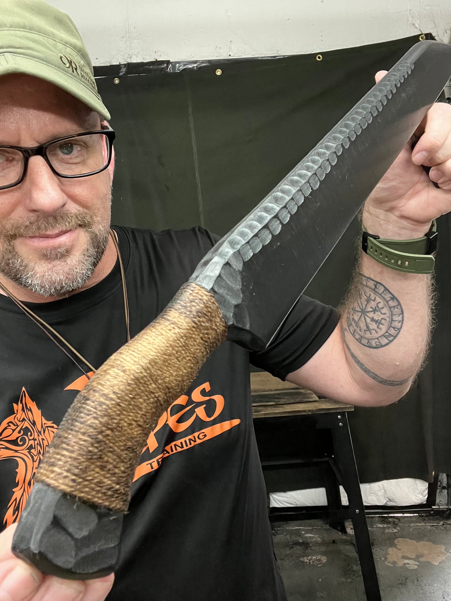 Artisan Tier Viking Long Seax Trainer