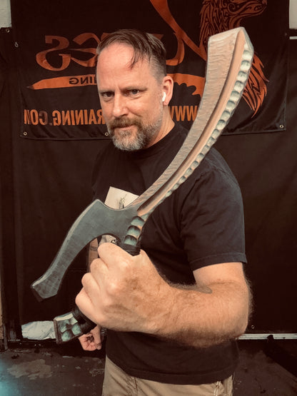 Fantasy Galactic Knife 
Trainer