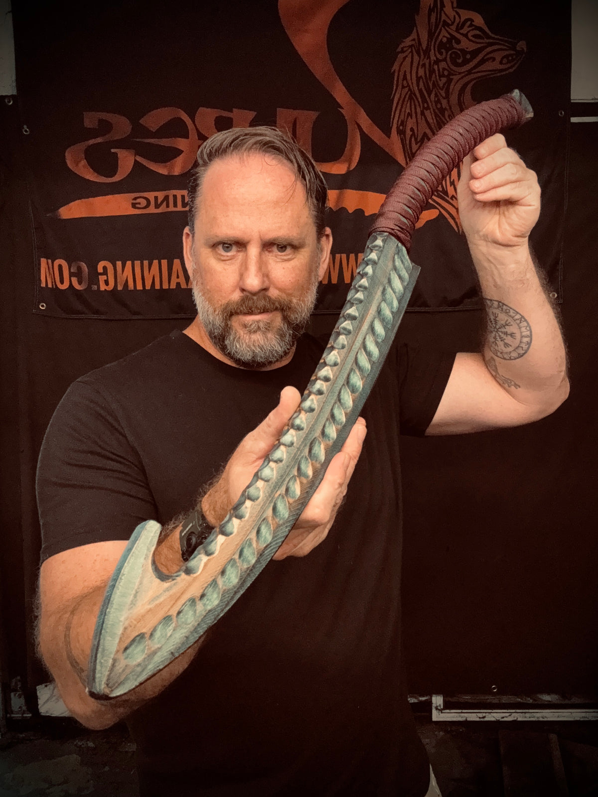 Neo-Khopesh Trainer