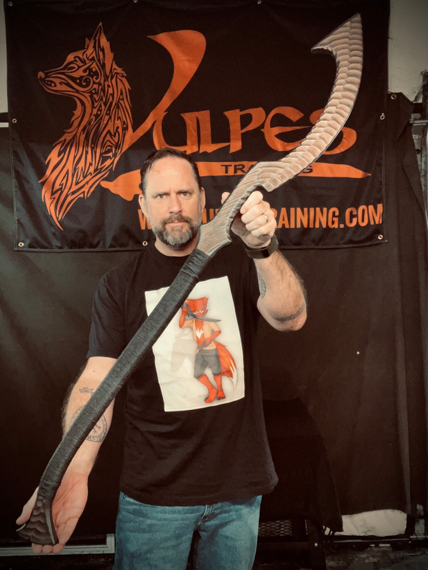 Vulpine Khopesh Glaive Trainer: Xenomorph Variant