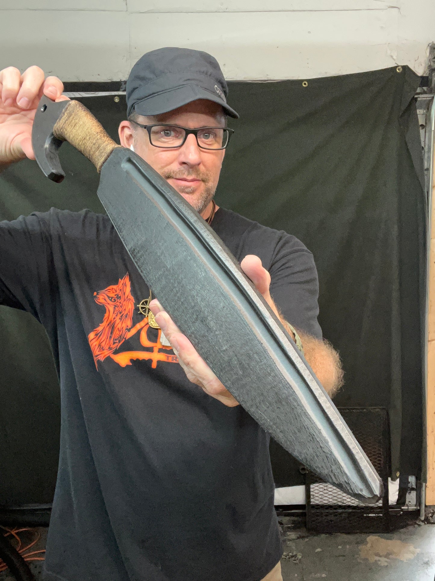 Artisan Tier Large Barong Trainer