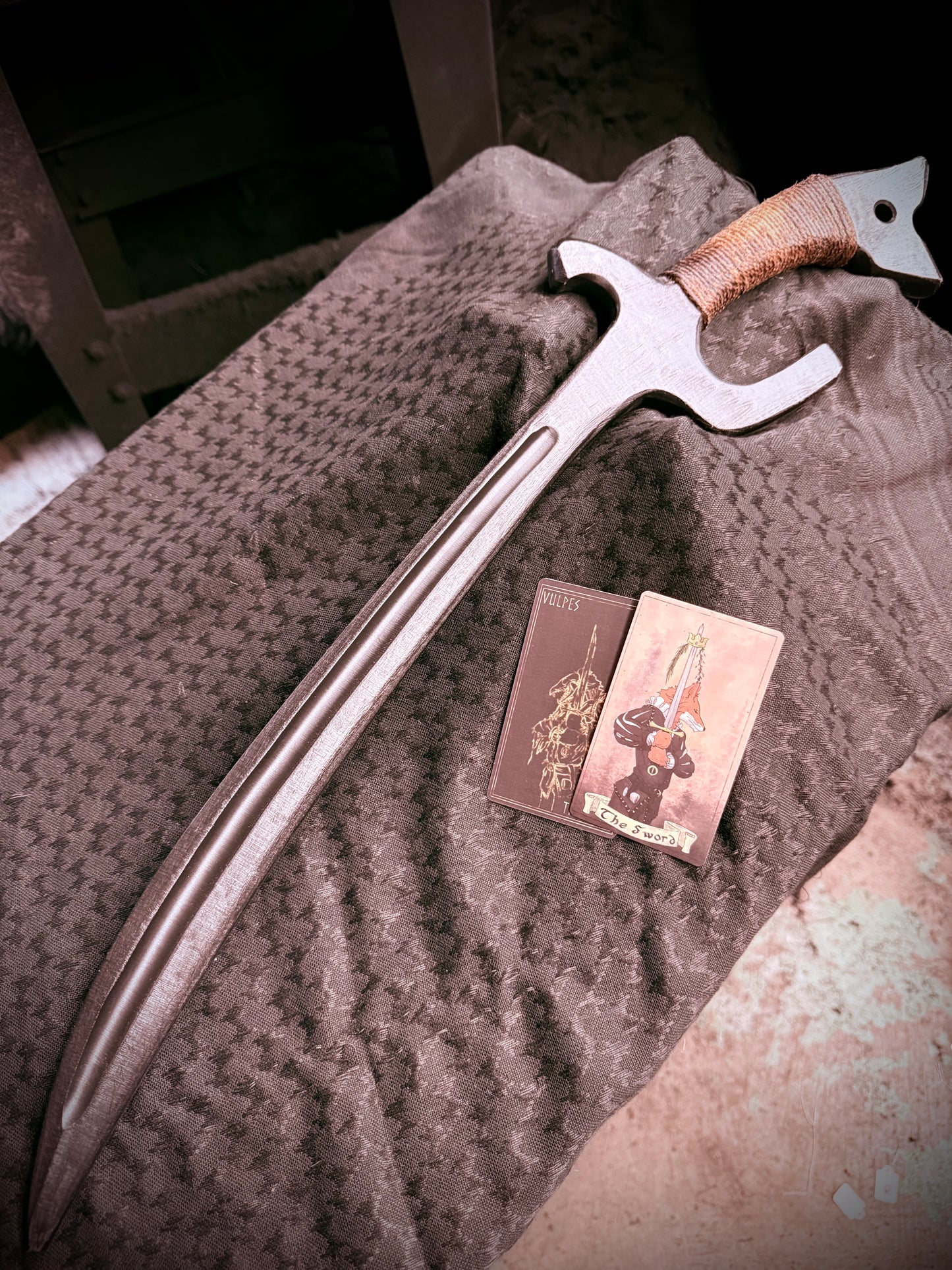 Tuhon Latorre Ginunting Trainer