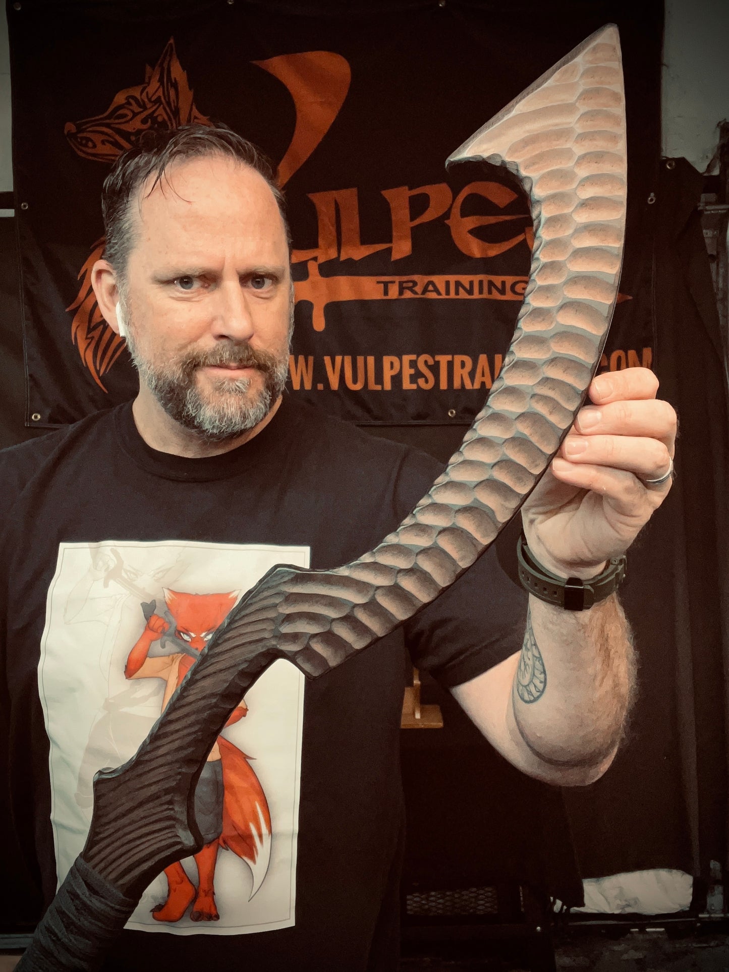 Vulpine Khopesh Glaive Trainer: Xenomorph Variant
