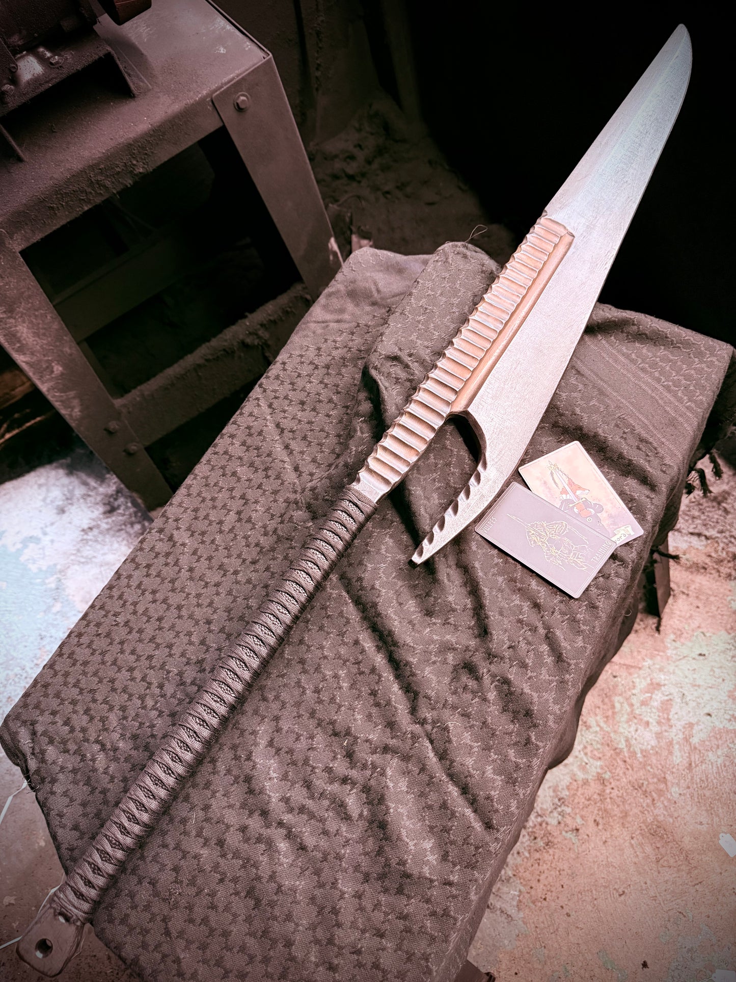 Bounty Hunter Series Delta Glaive