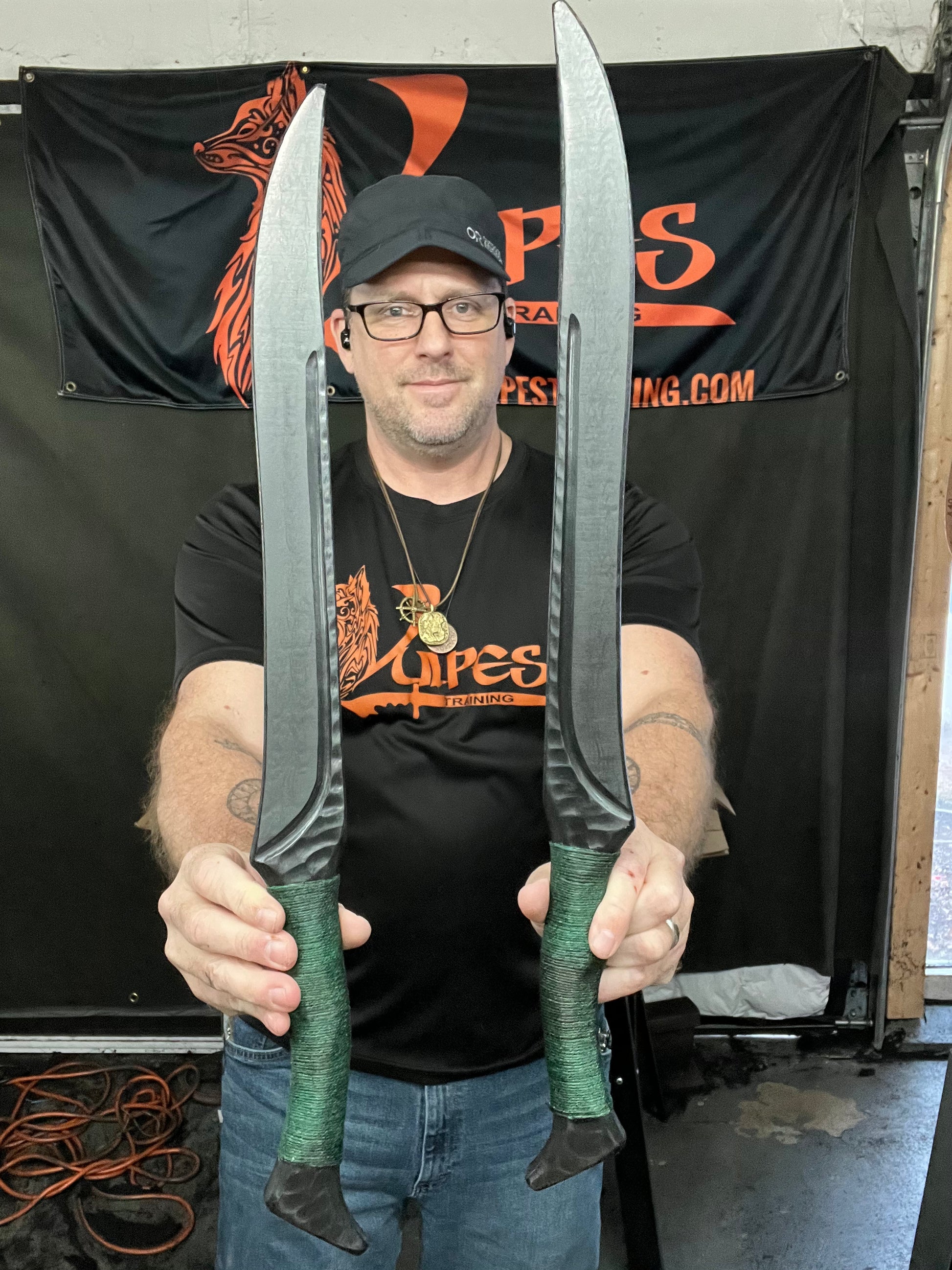 Artisan Tier Elven Twin Long Dagger Trainer Set – Vulpes Training