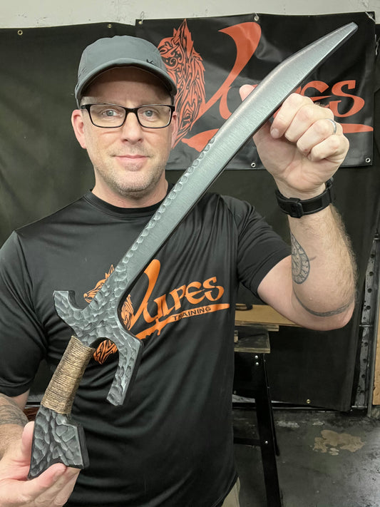 Artisan Tier Tuhon Latorre Ginunting Trainer